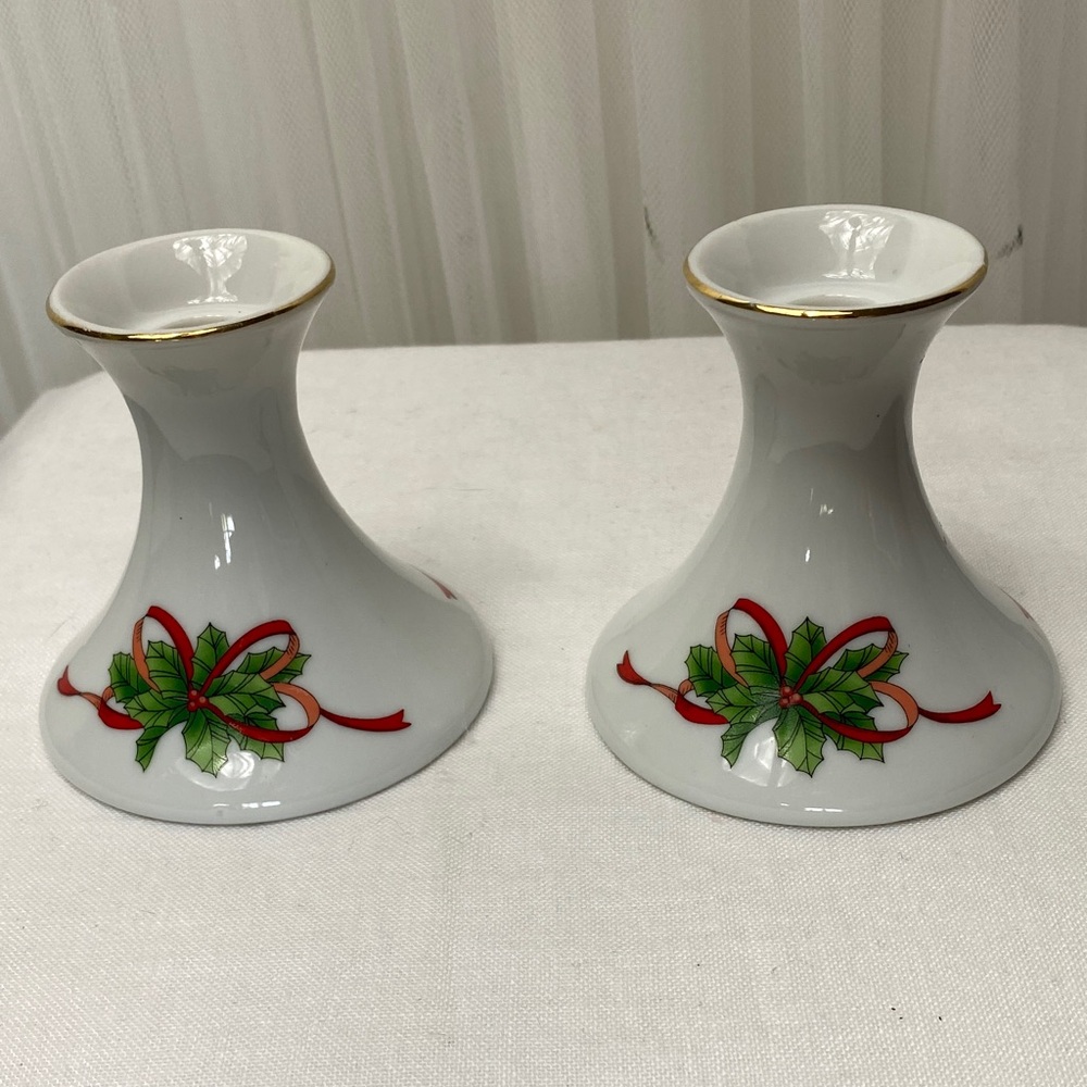 A Pair of Vtg 80’s Porcelain Holiday Bow Candle Holders Made in Japan 🇯🇵